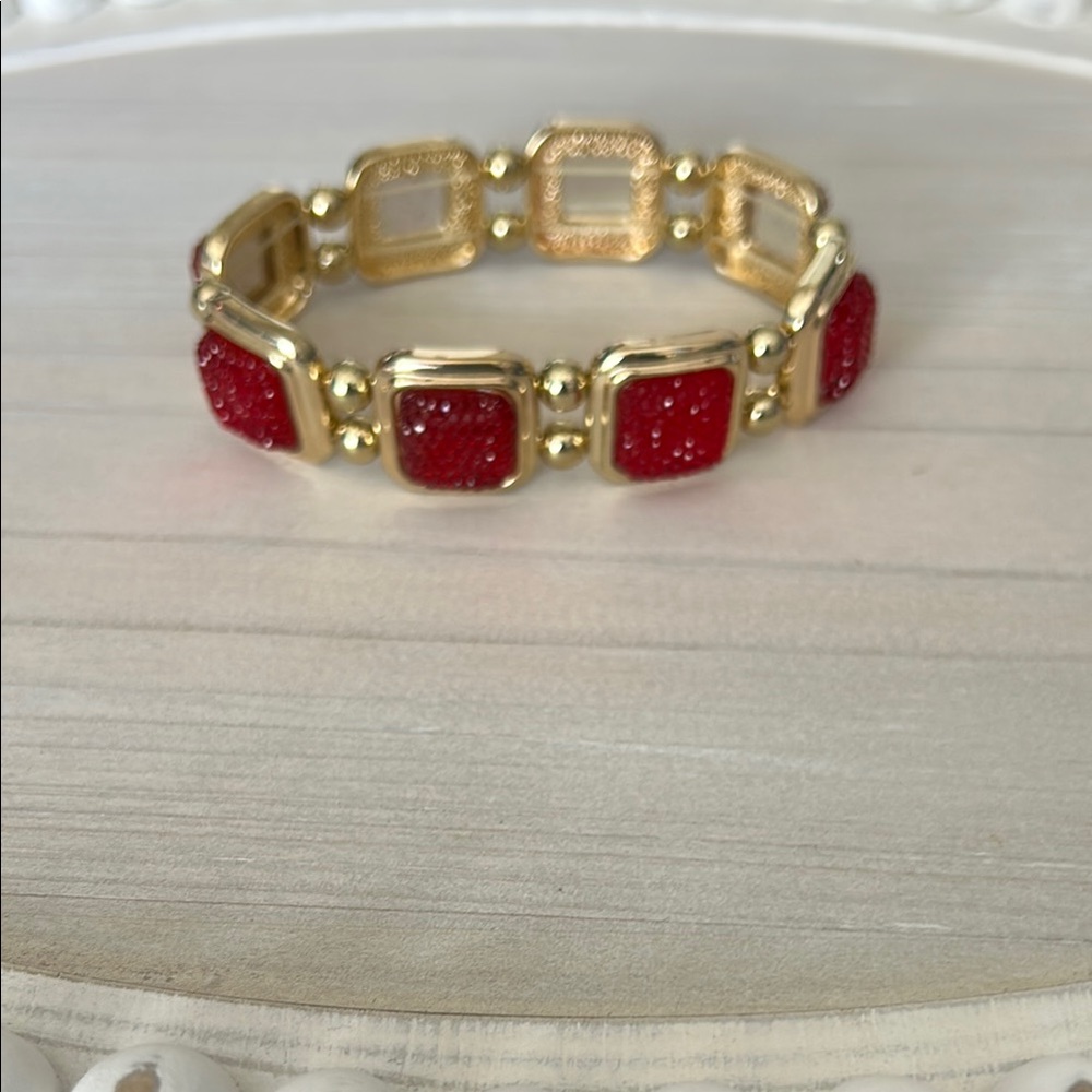 Elegant Gold and Red Women's Bracelet